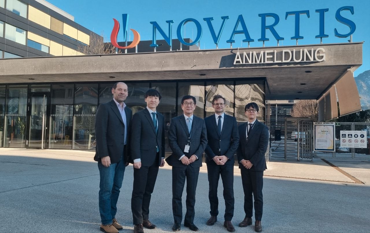 함상욱 대사, 노바티스社 방문